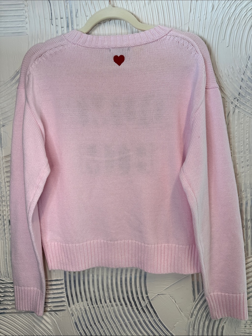 wild fable Pink Crewneck Sweater with Red 'DUMP HIM' Lettering N0696 - Picture 4 of 7